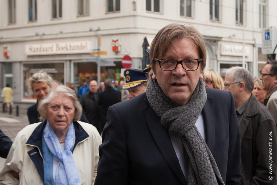 Guy Verhofstadt met moeder