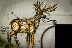 Graffiti fietstunnel Bornem, hertjes, Artist: Dzia.